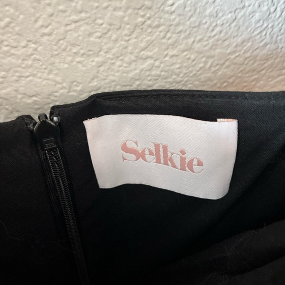 XXS Selkie The Caviar Renaissance Dress - Picture 4 of 6